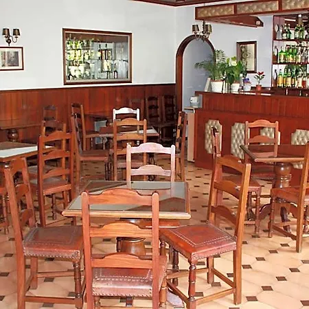 Dona Leonor Hotell Caldas Da Rainha