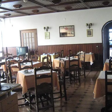 Hotel Dona Leonor 3*
